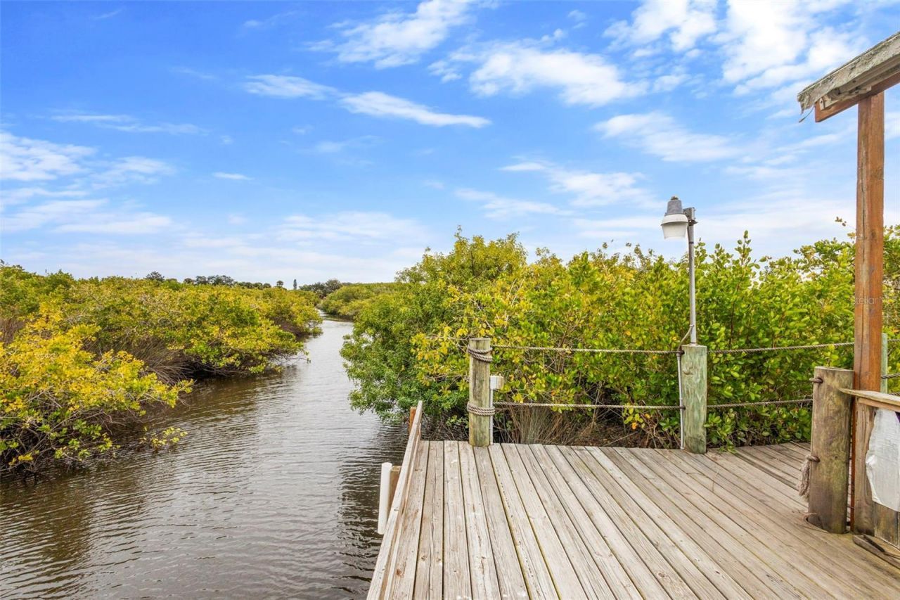 1363 Wayne Avenue, New Smyrna Beach, FL 32168 Photo