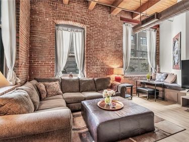 308 W 8th Street, Unit 201, Kansas City, MO 64105