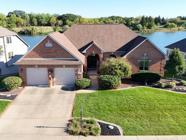 431 Hilbrich Drive, Schererville, IN 46375