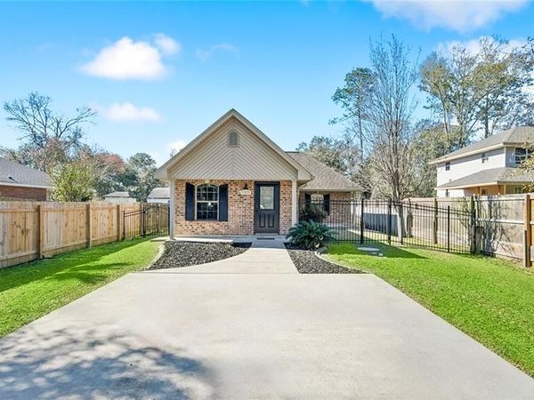 57279 CYPRESS Avenue, Slidell, LA 70461