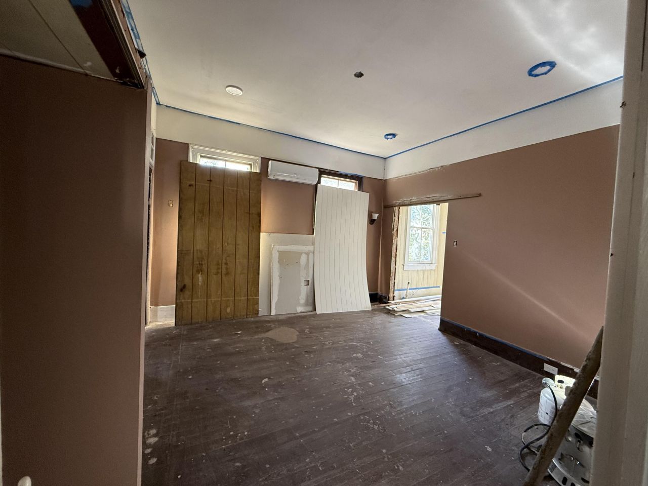 123 Pressley Avenue Photo 8