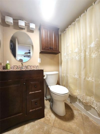 105 NE 19th Avenue, Unit 250, Deerfield Beach, FL 33441 Photo