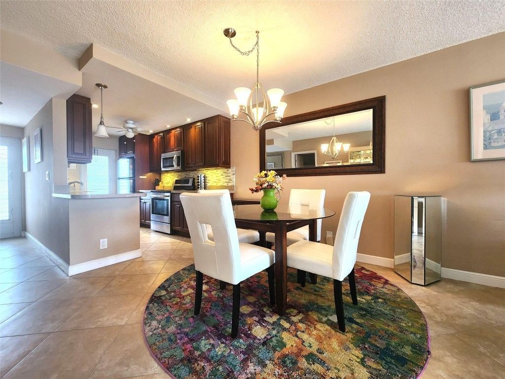 105 NE 19th Avenue, Unit 250, Deerfield Beach, FL 33441 Photo