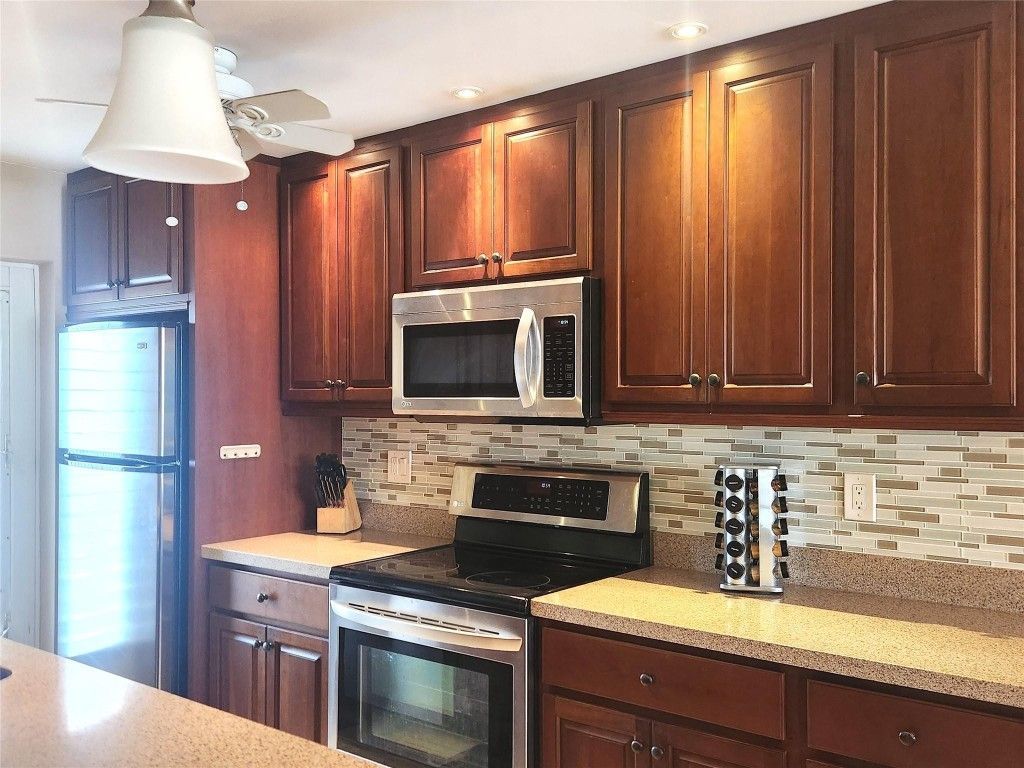 105 NE 19th Avenue, Unit 250, Deerfield Beach, FL 33441 Photo