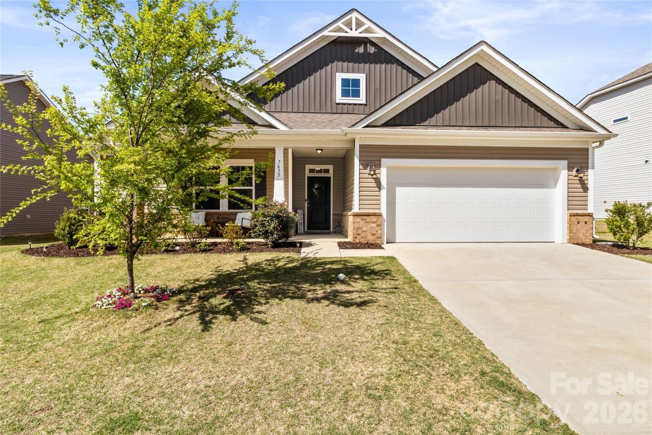 7633 Tanglewood Way, Denver, NC 28037 Main Photo