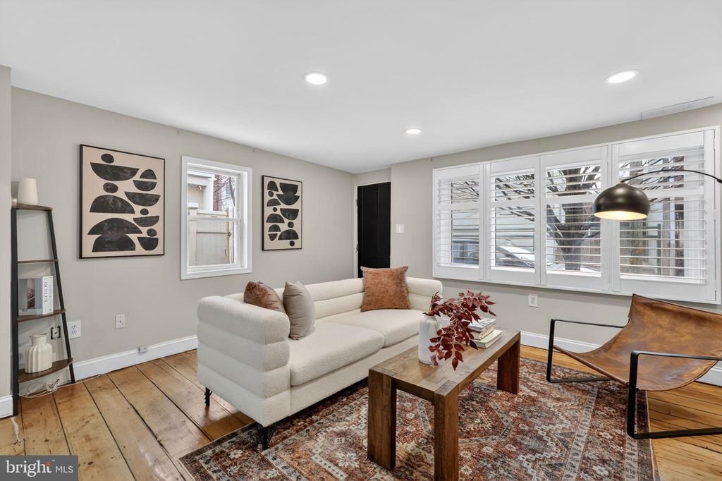 1107 Earl, Philadelphia, PA 19125 Main Photo