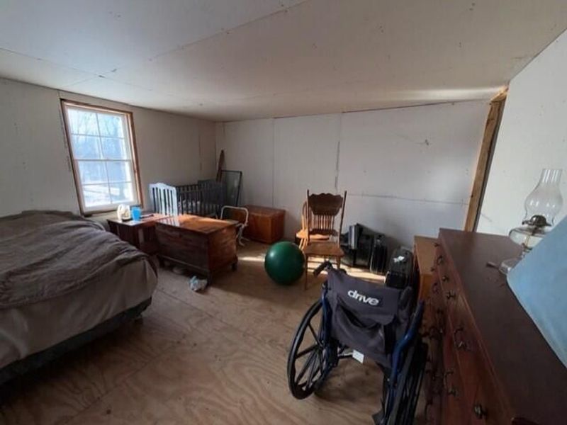 540 Flagdale Road S, Junction City, OH 43748 Photo 16