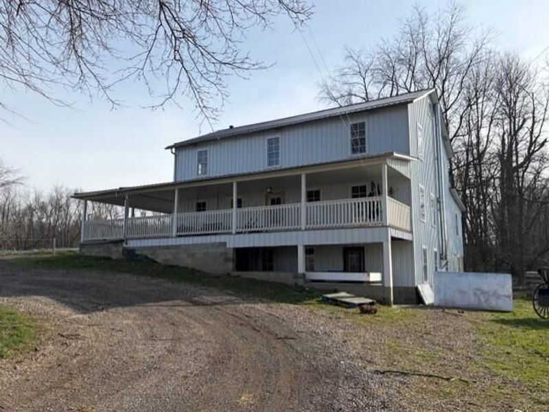 540 Flagdale Road S, Junction City, OH 43748 Photo 2