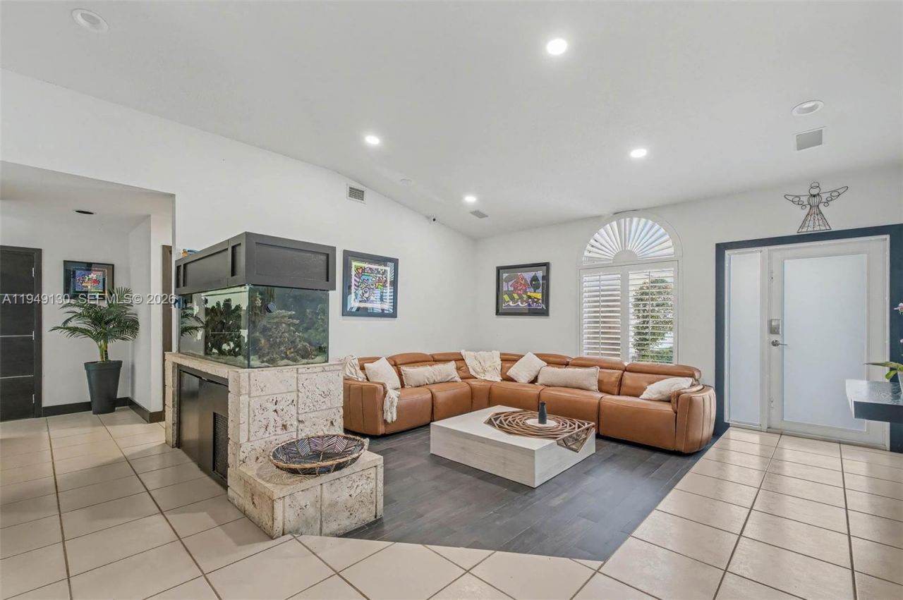 3097 SW 132nd Pl, Miami, FL 33175 Photo