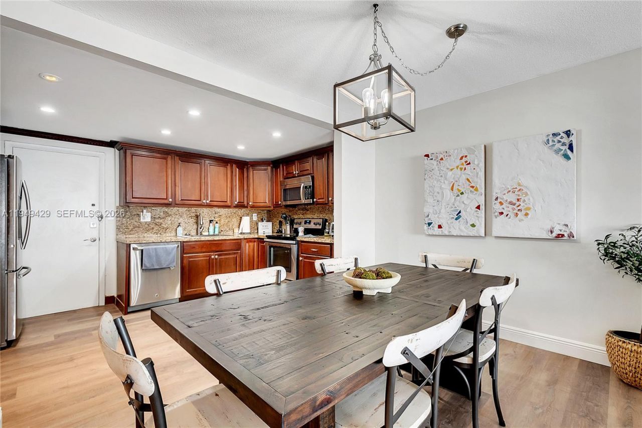 1701 S Ocean Dr, Unit 202, Hollywood, FL 33019 Photo