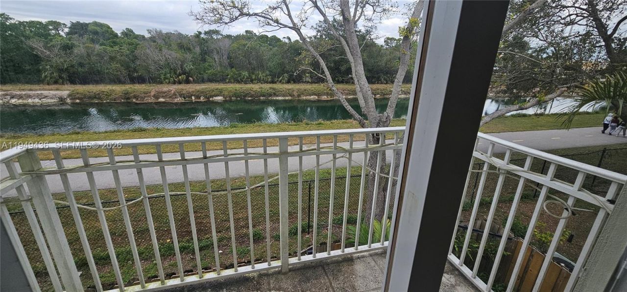 2711 NE 4th St , Unit 204, Homestead, FL 33033 Photo