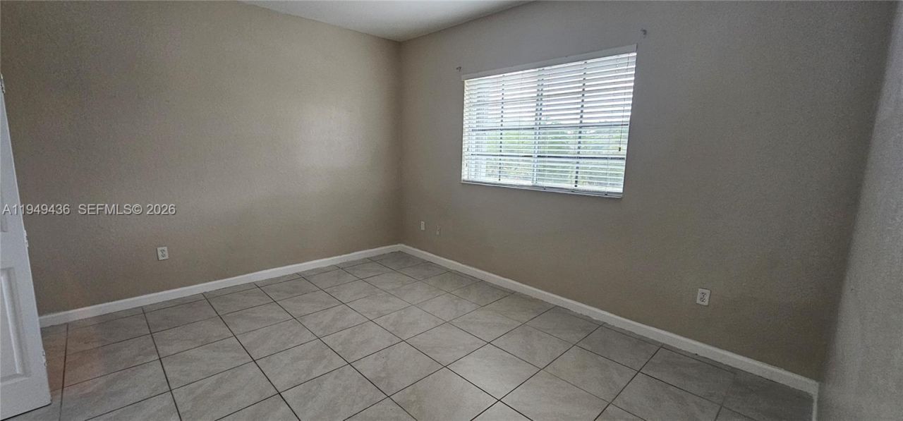 2711 NE 4th St , Unit 204, Homestead, FL 33033 Photo