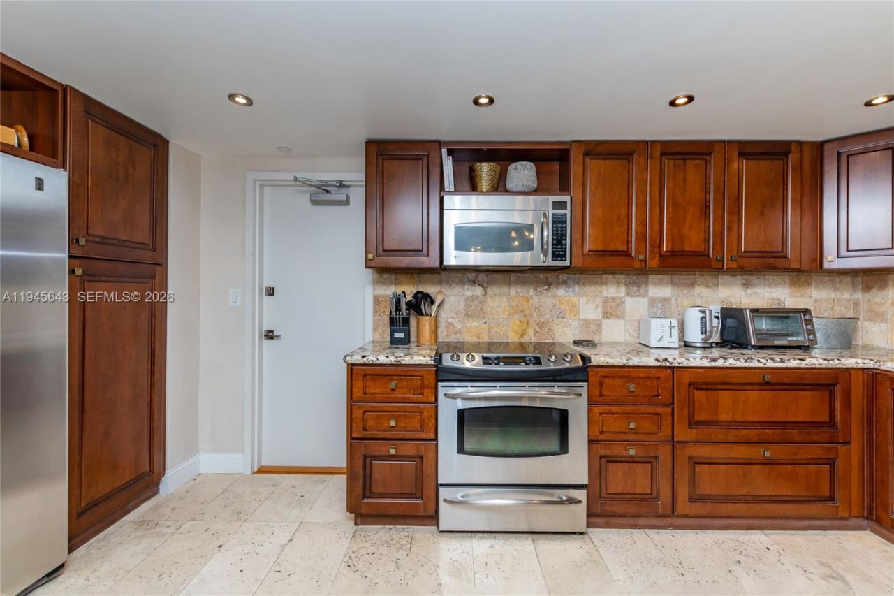 199 Ocean Lane Dr, Unit 807, Key Biscayne, FL 33149 Photo