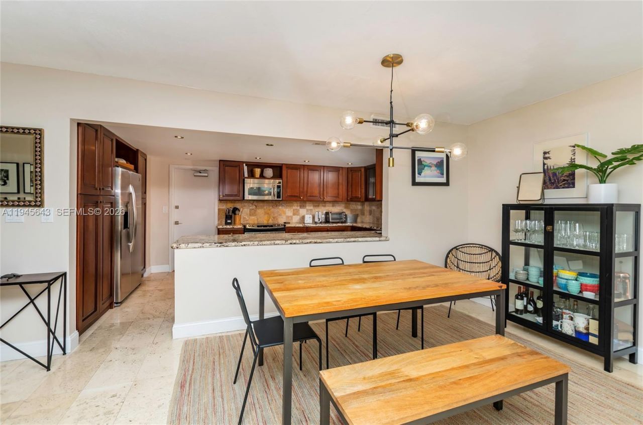 199 Ocean Lane Dr, Unit 807, Key Biscayne, FL 33149 Photo