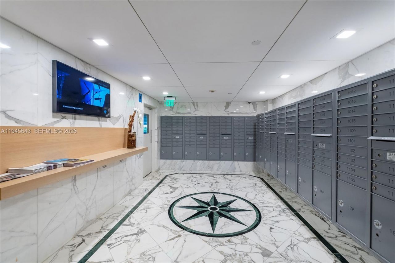 199 Ocean Lane Dr, Unit 807, Key Biscayne, FL 33149 Photo