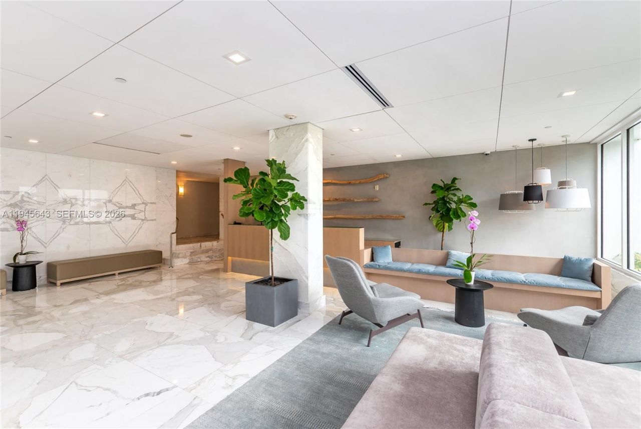 199 Ocean Lane Dr, Unit 807, Key Biscayne, FL 33149 Photo