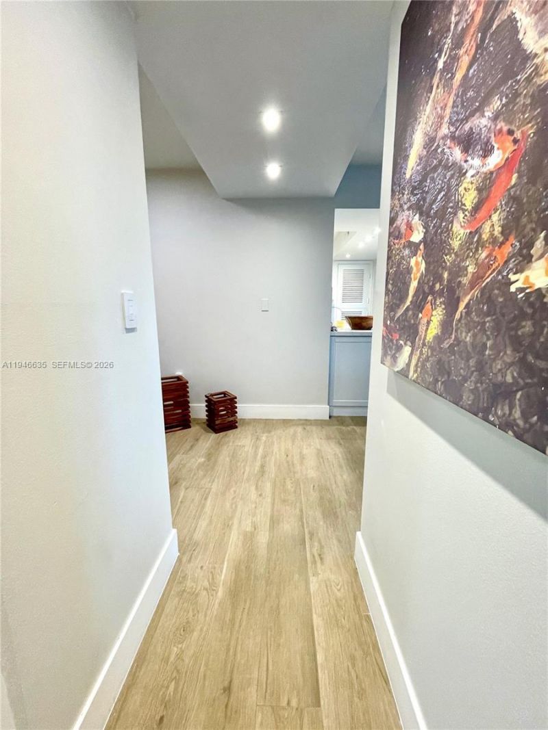 9800 W Bay Harbor Dr , Unit 404, Bay Harbor Islands, FL 33154 Photo