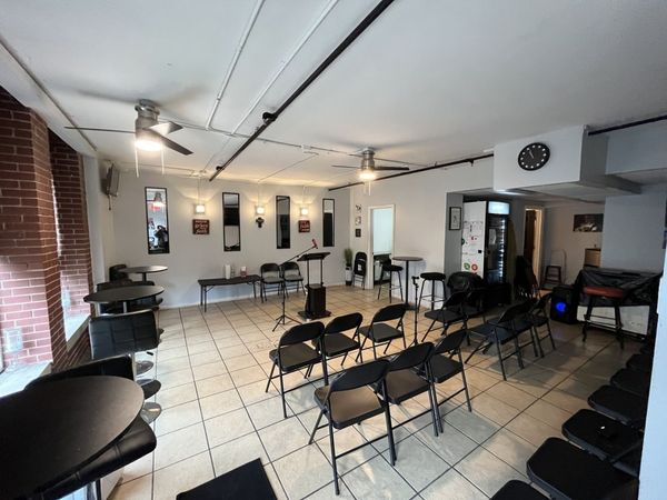 3957 S King Drive, Chicago, IL 60653