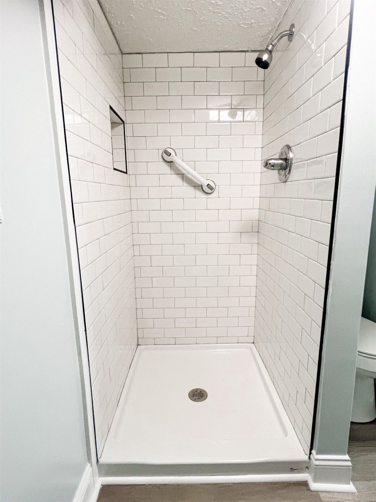 6001 - 5325 S Kings Hwy. Photo 33