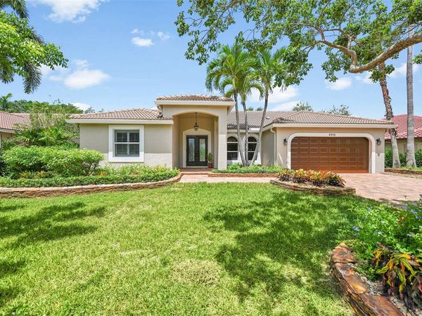 4910 NW 104th Avenue, Coral Springs, FL 33076