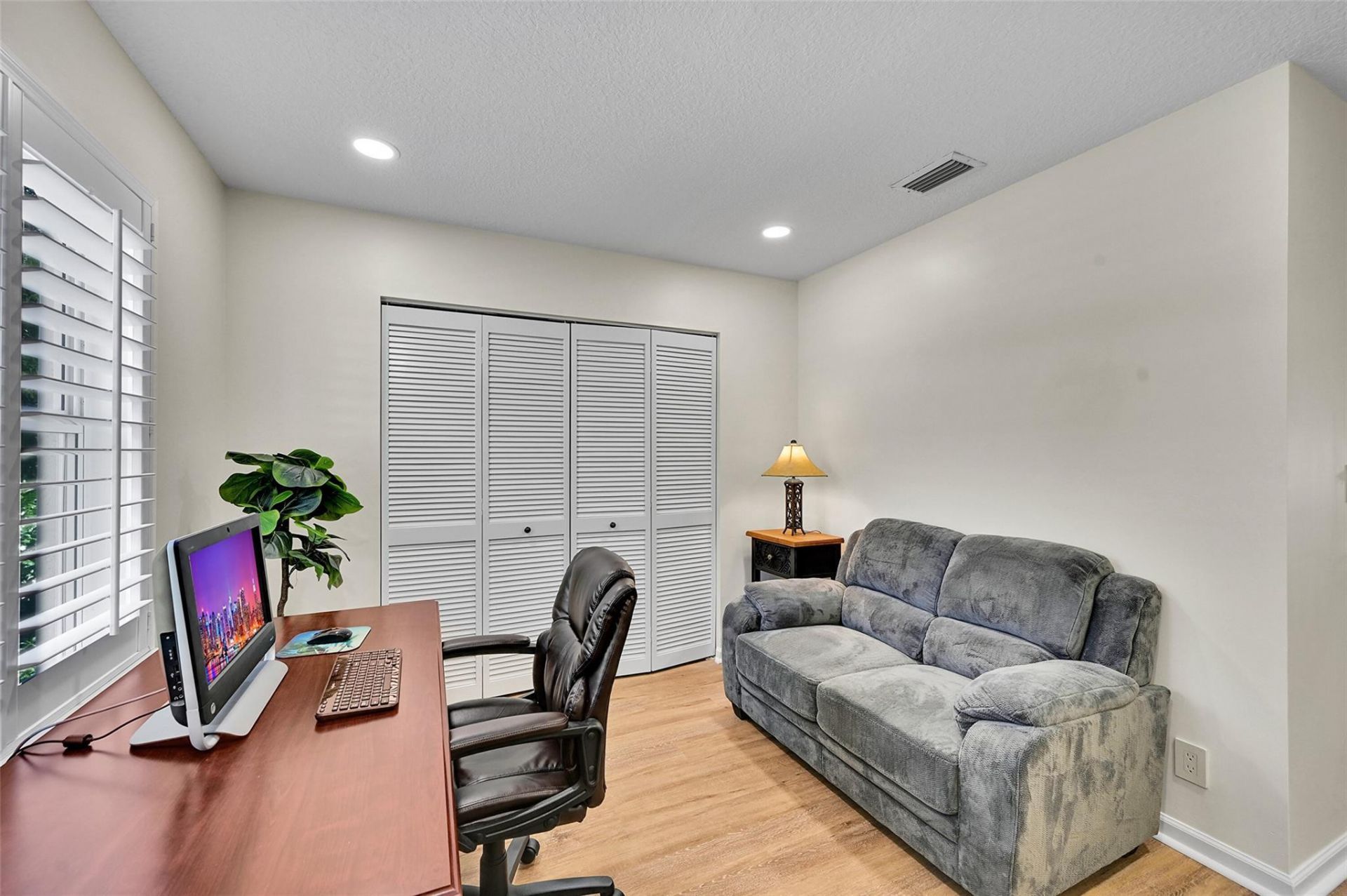 4910 NW 104th Avenue, Coral Springs, FL 33076 Photo