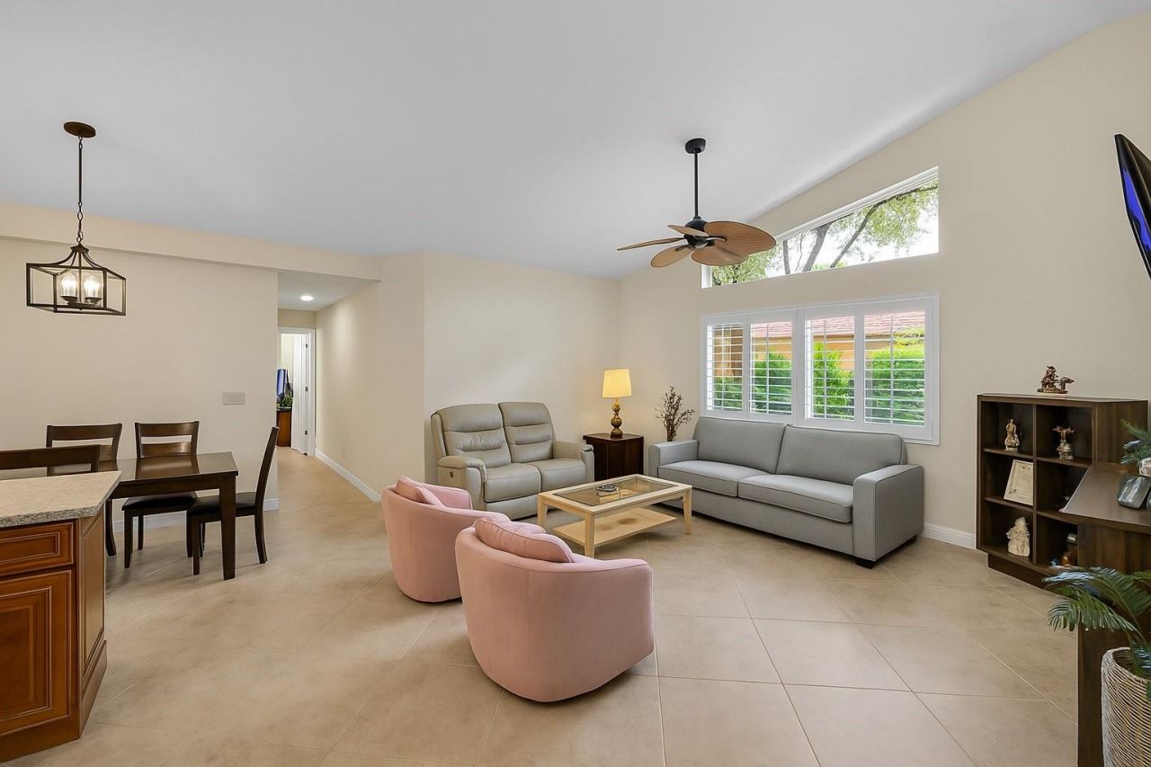 4910 NW 104th Avenue, Coral Springs, FL 33076 Photo