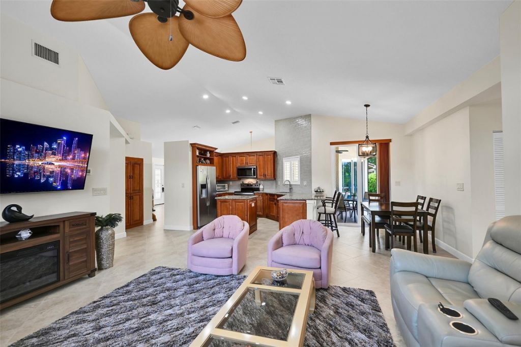 4910 NW 104th Ave, Coral Springs, FL 33076 Photo