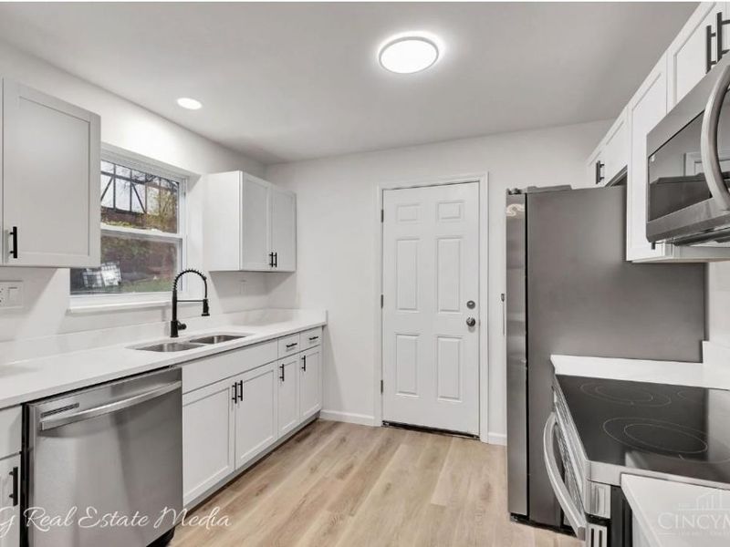 3405 Millrich Avenue, Cincinnati, OH 45211 Photo 14