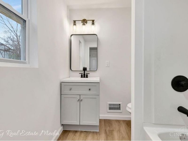 3405 Millrich Avenue, Cincinnati, OH 45211 Photo 25