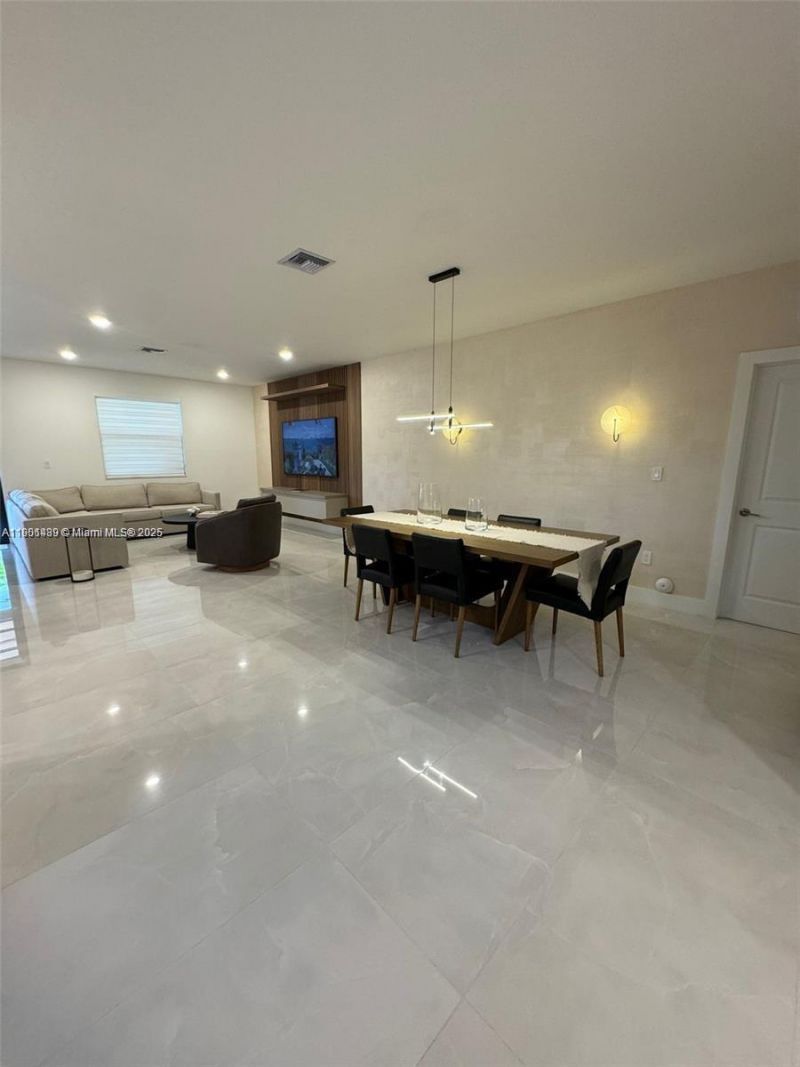 11910 SW 243rd St, Homestead, FL 33032 Photo