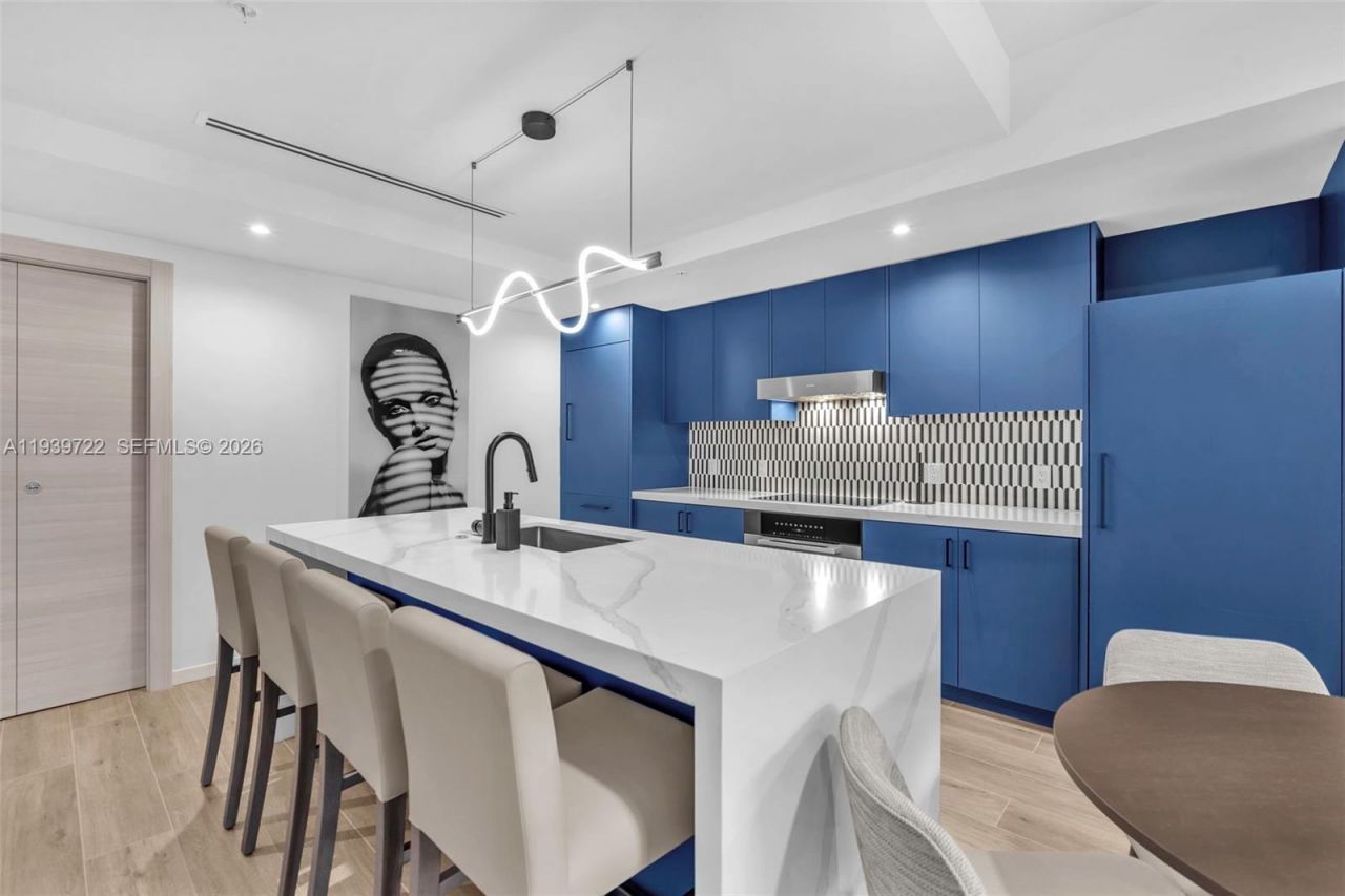 4220 Laguna St , Unit 505, Coral Gables, FL 33146 Photo