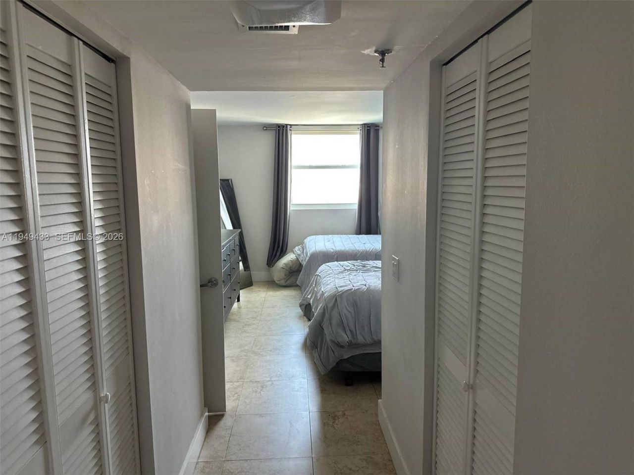 5880 Collins Ave , Unit 705, Miami Beach, FL 33140 Photo
