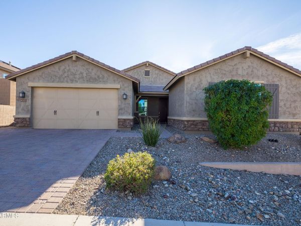 3019 W TUMBLEWEED Drive, Phoenix, AZ 85085