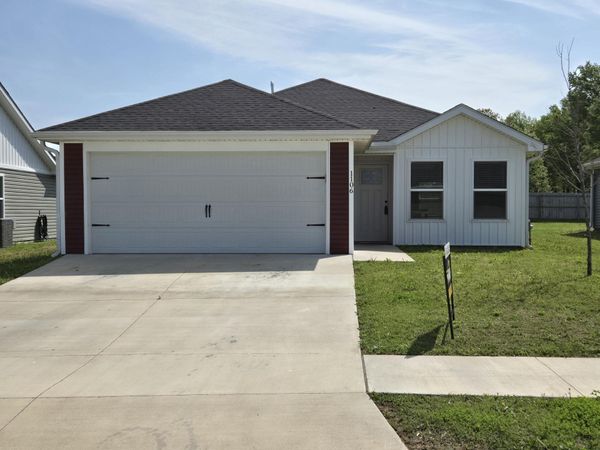 1106 Pawpaw Place, Oronogo, MO 64855