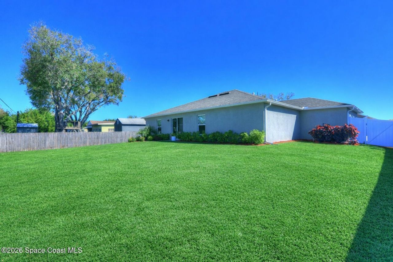 938 Clearmont Street, Sebastian, FL 32958 Photo