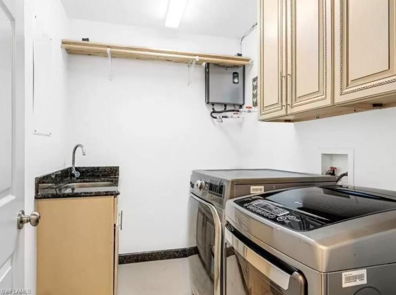 6343 Mark Ln, Fort Myers, FL 33966 Photo