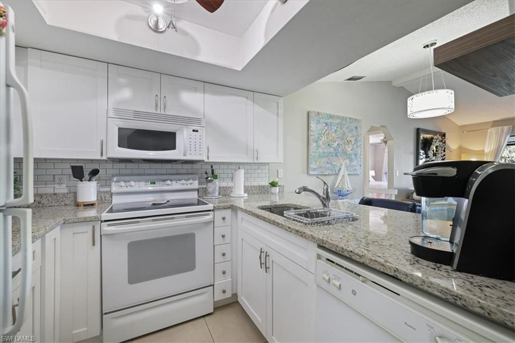 4010 Skyline Blvd , Unit 111, Cape Coral, FL 33914 Photo