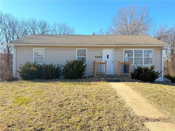 1412 Ridgeway Drive, Richmond, MO 64085