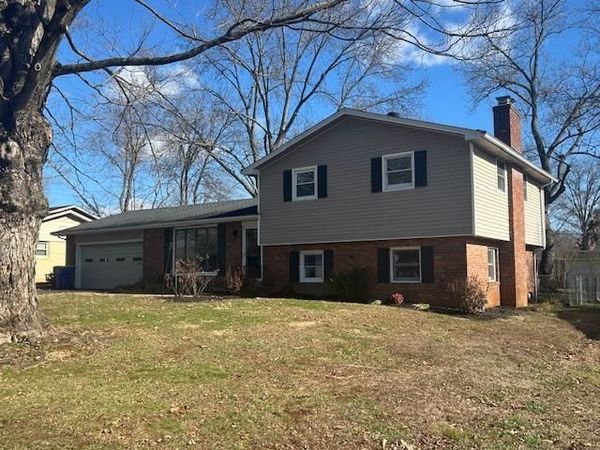 2756 Cheyenne Drive, Bowling Green, KY 42104