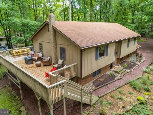 49 FOREST DRIVE, LAKE HARMONY, PA 18624