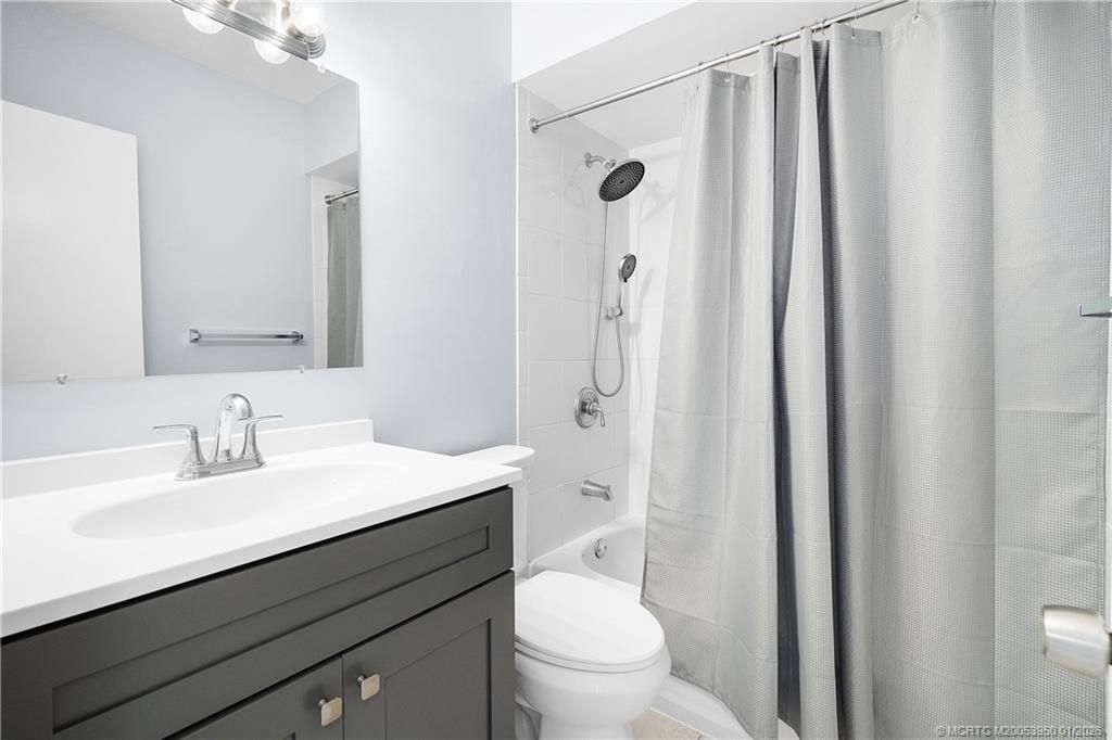 333 SE Martin Avenue, Unit 1A, Stuart, FL 34996 Photo