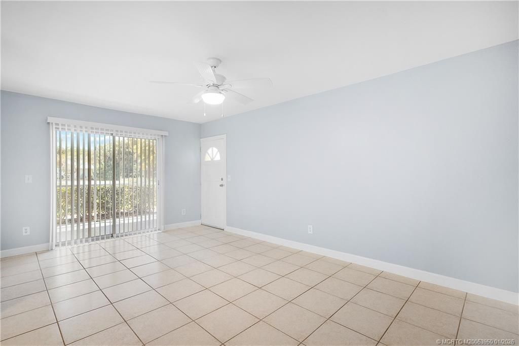 333 SE Martin Avenue, Unit 1A, Stuart, FL 34996 Photo