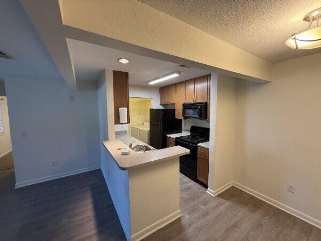 276 Alexandra Drive Photo 13