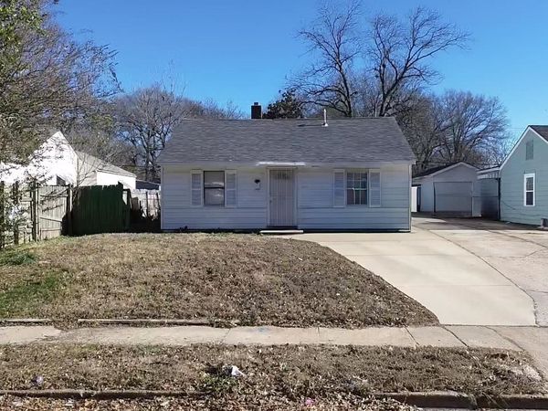 1710 MCNAIR ST, Memphis, TN 38108