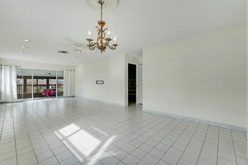 13679 Date Palm Court, Unit B, Delray Beach, FL 33484 Photo