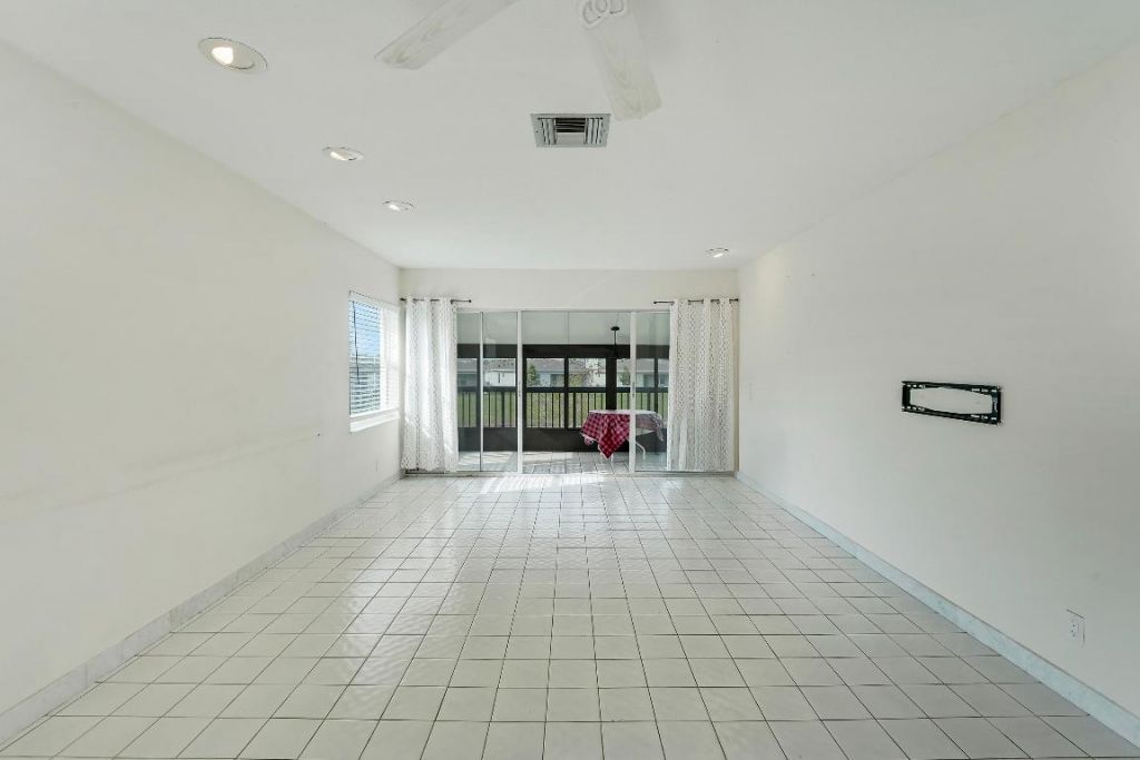 13679 Date Palm Court, Unit B, Delray Beach, FL 33484 Photo