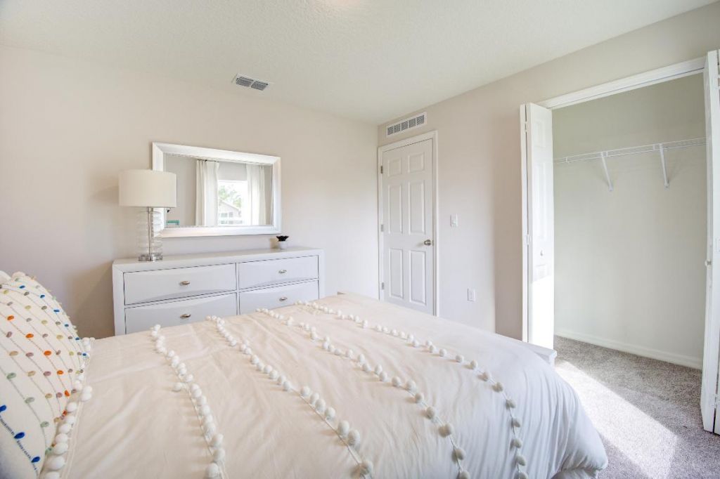 573 SW Bayshore Boulevard, Port Saint Lucie, FL 34984 Photo