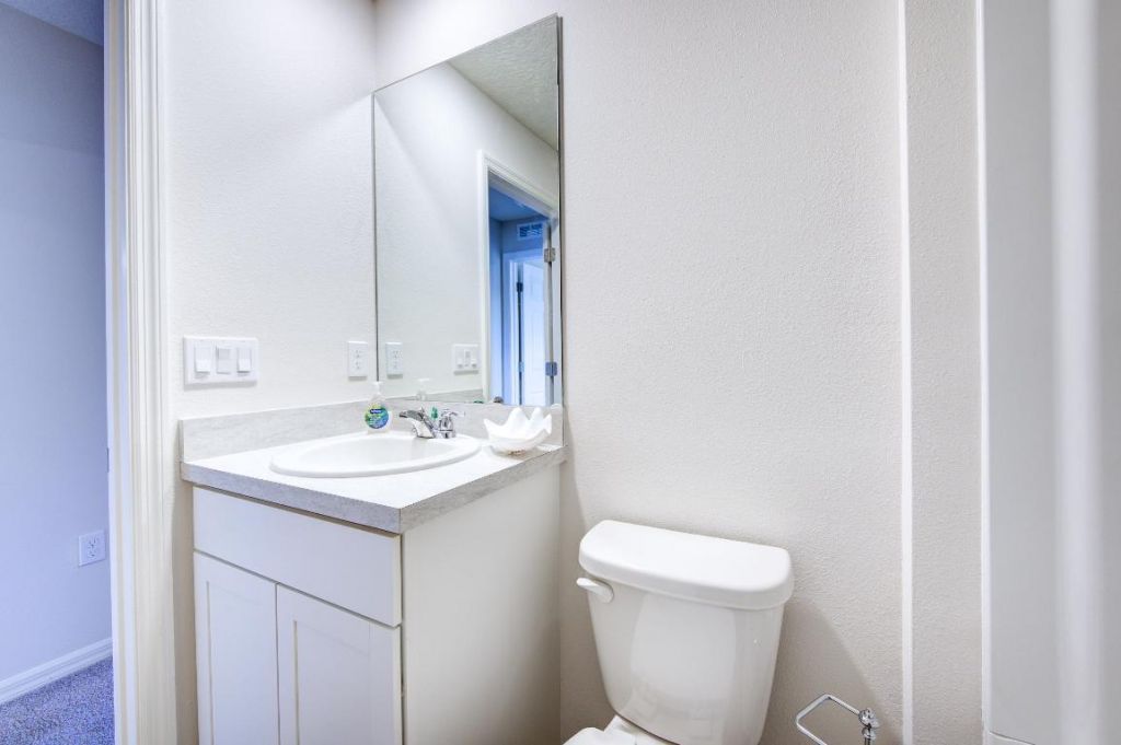 573 SW Bayshore Boulevard, Port Saint Lucie, FL 34984 Photo