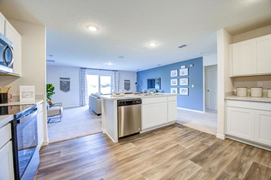 573 SW Bayshore Boulevard, Port Saint Lucie, FL 34984 Photo