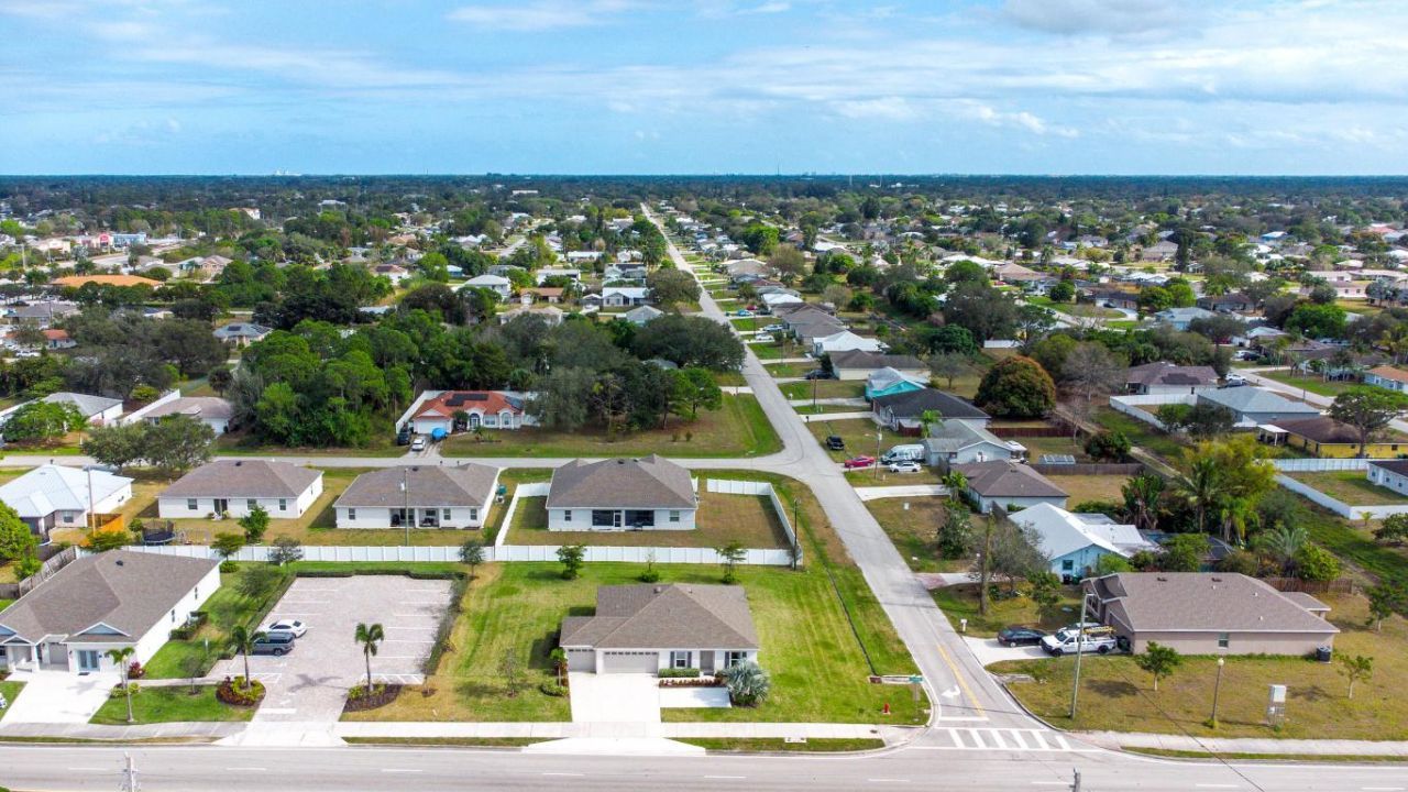 573 SW Bayshore Boulevard, Port Saint Lucie, FL 34984 Photo